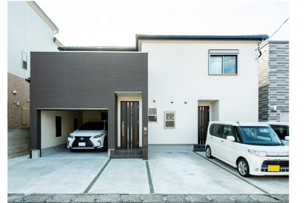 ガレージハウス 二世帯住宅 福岡で注文住宅なら昭和建設 家族だんらんの家